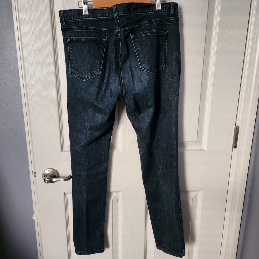 Ladies blue jeans
